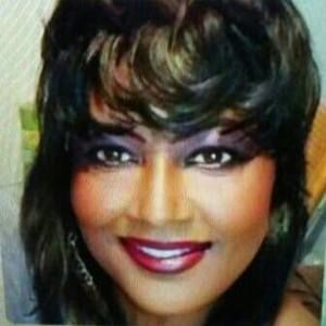 Meet your Posher, Debra